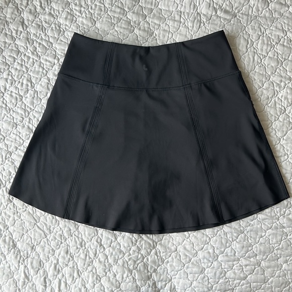Lole Step Up Skort - Medium - Picture 8 of 8